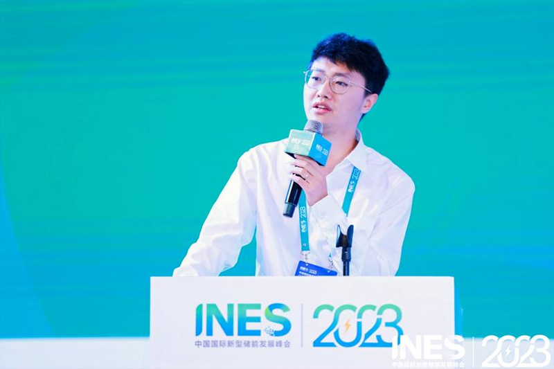 市场总监毛自立演讲1.png